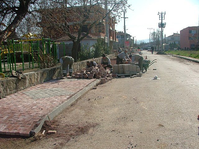  KAFE 2000 KARŞISI KALDIRIM YAPILMASI