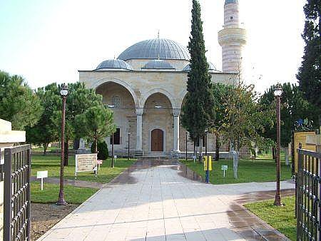  HERSEKZADE AHMET PAŞA CAMİİ