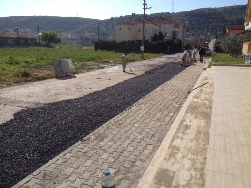 Şehir içi ve Mezarlık yolu asfaltlanması