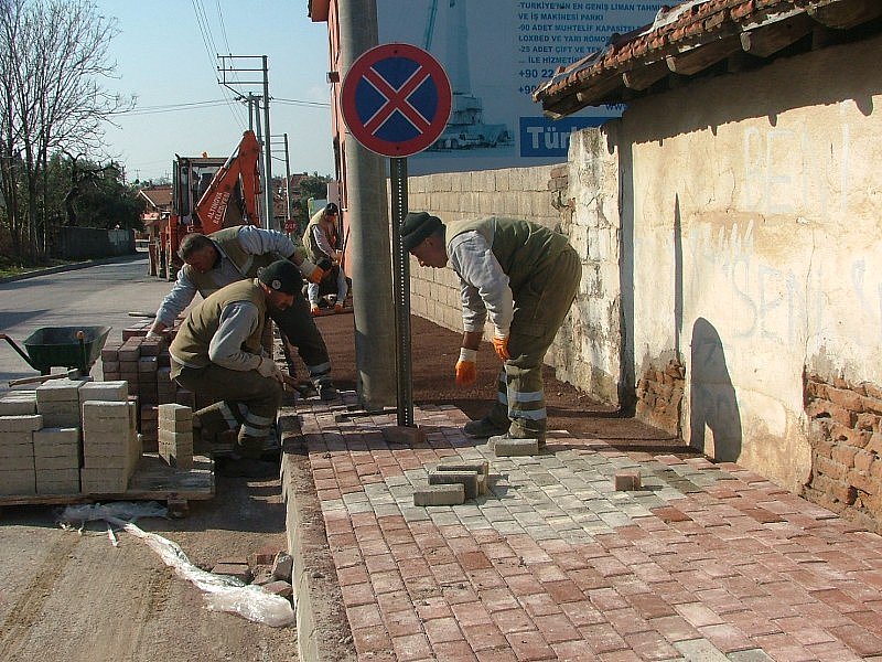  CUMHURİYET MAHALLESİ KALDIRIM YAPILMASI