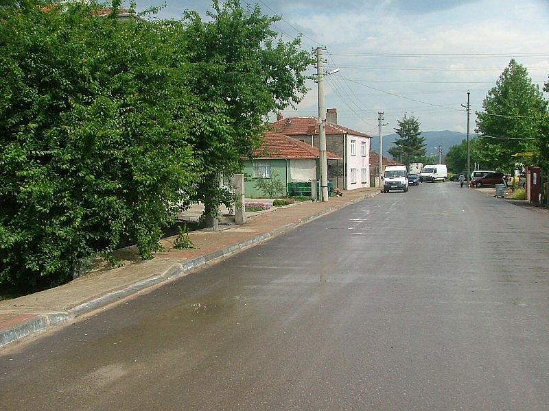  PAZAR YOLU CADDESİ KALDIRIM YAPILMASI