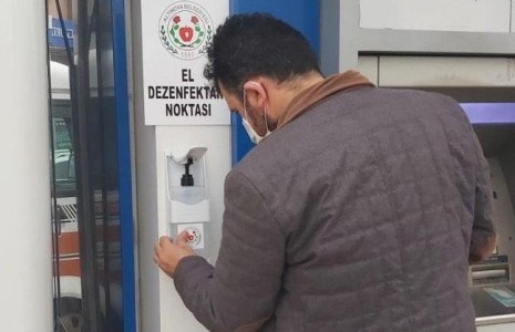 İlçede dezenfektan noktaları oluşturuldu