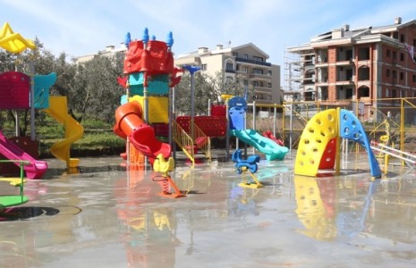 Altınova’da 3 yeni park hizmette