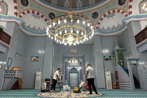 Bayram öncesi Altınova pırıl pırıl oldu