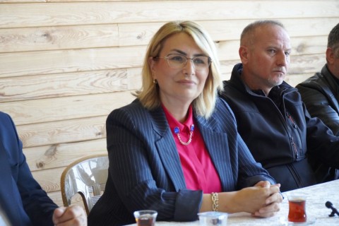 Altınova Belediye Başkanı Yasemin Fazlaca, 21 Ekim Dünya Gazeteciler Günü’nü Kutladı