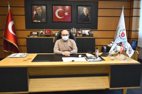 Başkan Oral’da semt pazarı teşekkürü