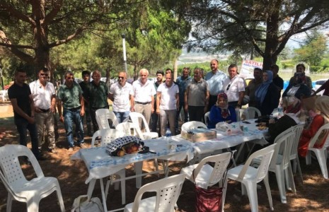 AK Partililer piknikte buluştu