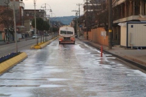 Altınova’da temizlik seferberliği