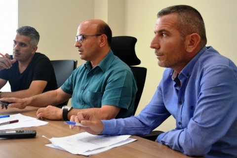 Altınova’da kararlar oy birliğiyle alınıyor